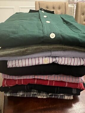 11 Pc Men’s XL Button Up Dress Shirt Polo Bundle Tommy Hilfiger Michael Kors IZO